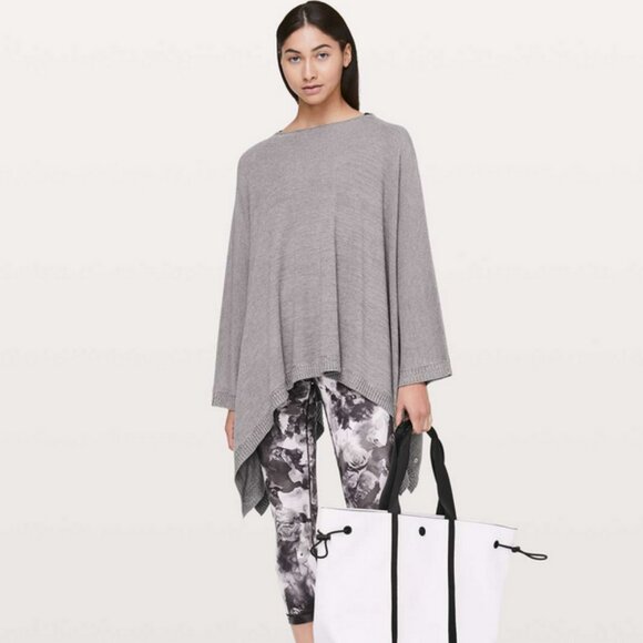 Lululemon Divinity Scarf Poncho Wrap Gray - Picture 13 of 13